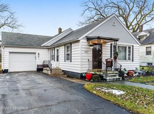 441 Woodward St, Beecher, IL 60401