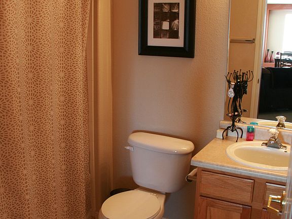 2nd Bathroom