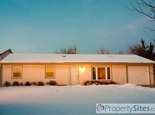 1208 Givens Rd, Manhattan, KS 66503