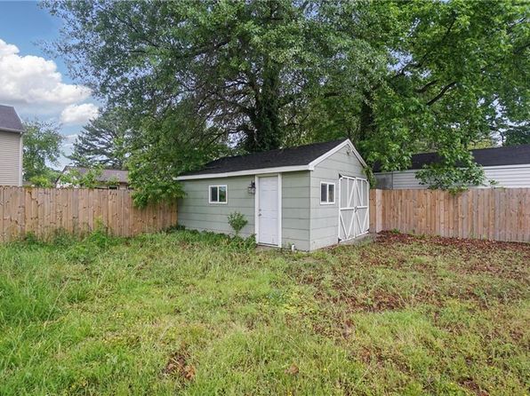 2427 Spruce St, Norfolk, VA 23513