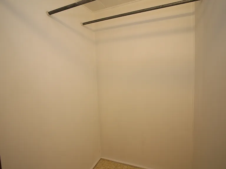 31 Willow St — Photo 8