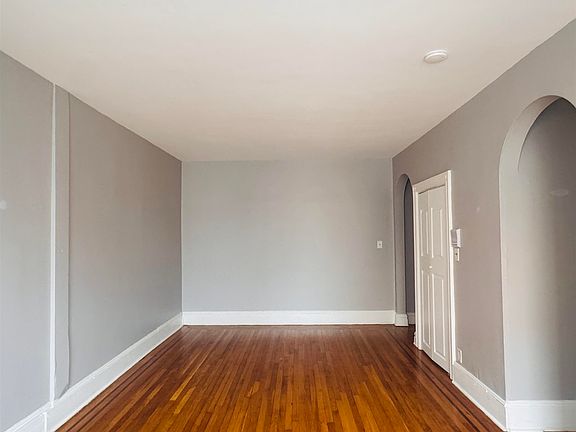 4th image of 821 Bergen Ave #C0305