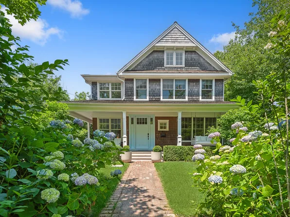 93 Halsey Ave, Southampton, NY 11968