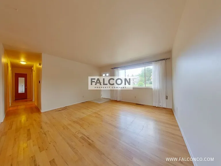 918 Old Dutch Mill Rd — Photo 3