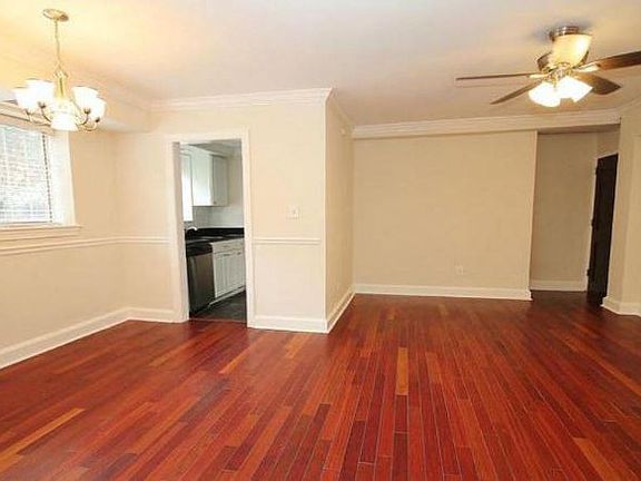 4th image of 820 S Washington St APT Bc