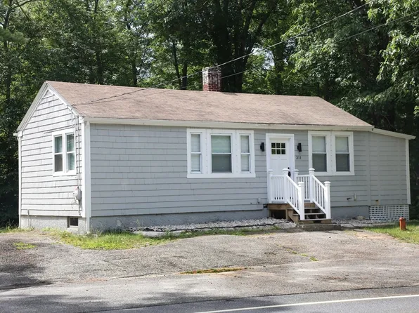311 Winthrop St, Rehoboth, MA 02769