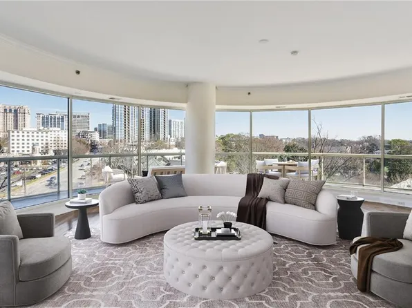 2881 Peachtree Rd NE APT 701, Atlanta, GA 30305