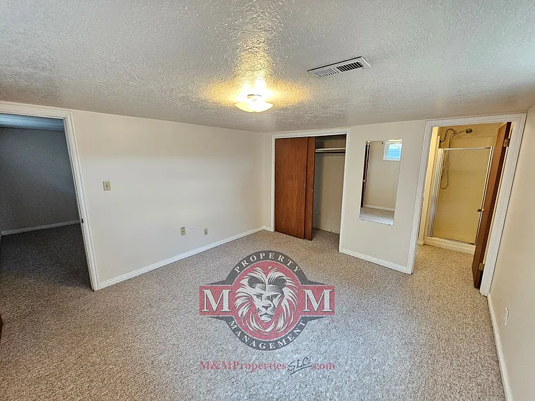 7006 S 1620 E — Photo 20