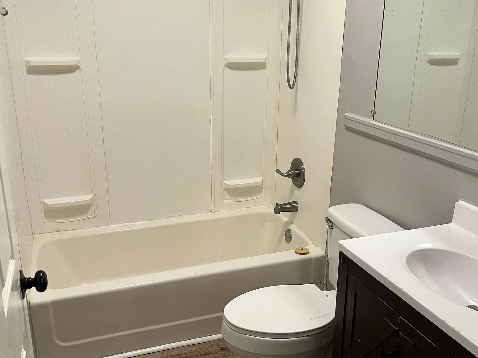 1 bed, $895 — Photo 4