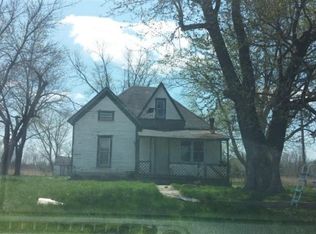 18861 Fort Lyon Ave, Windsor, MO 65360