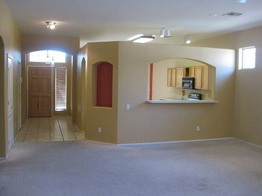 3rd image of 5352 N Placita Los Arbustos