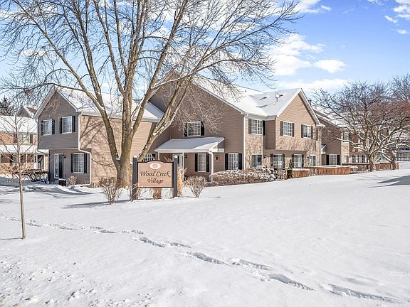 3rd image of 326 Village Creek Dr #0