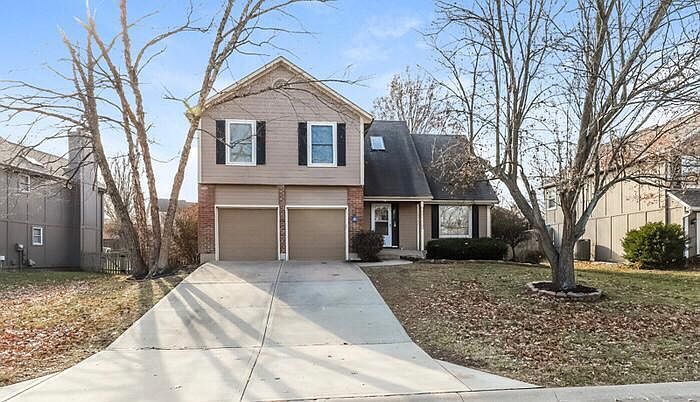 1st image of 2552 Linden Ave