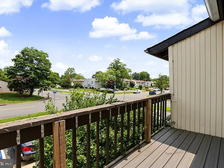 129 Willow Pl — Photo 15