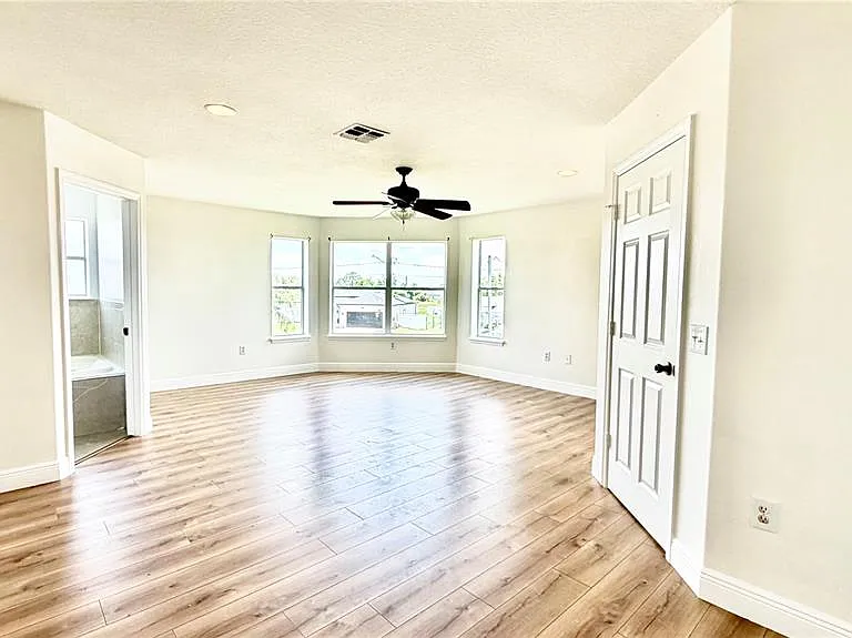 51 Andora Ct — Photo 13