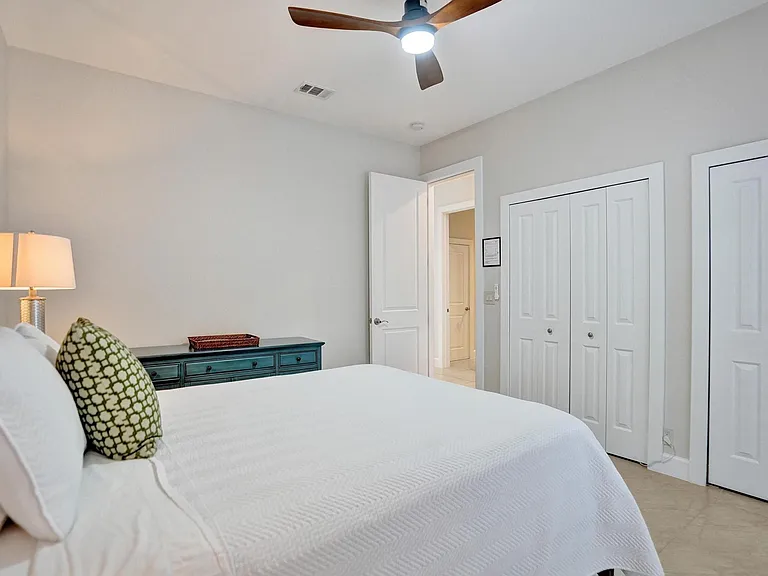 3043 Center Ave — Photo 32