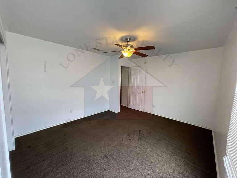 5400 Jitterbug Ct — Photo 25