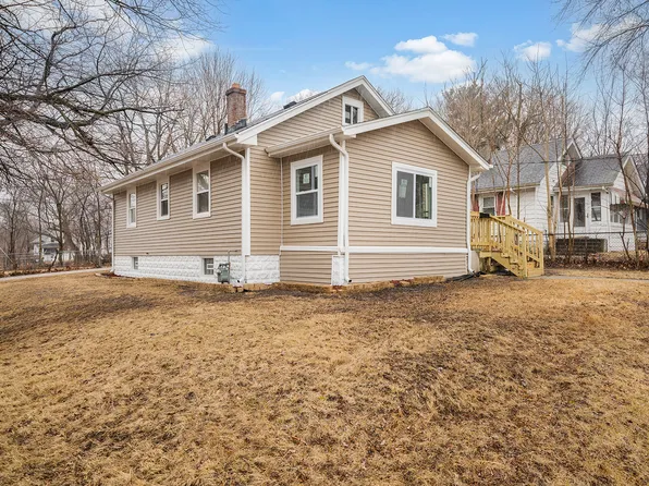 317 N Horace Ave, Rockford, IL 61101