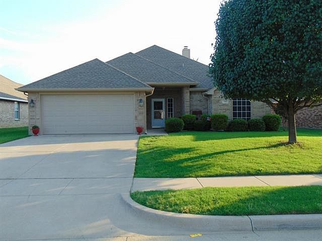 1st image of 729 Flounder Dr