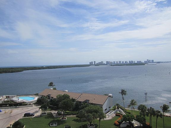 4th image of 115 Lakeshore Dr APT 1046