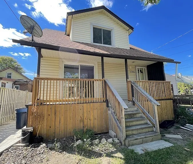1382 Benjamin Ave #1382 — Photo 30