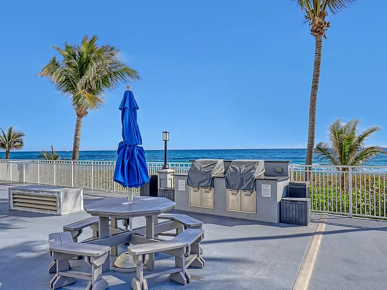 3221 S Ocean Blvd #608 — Photo 37