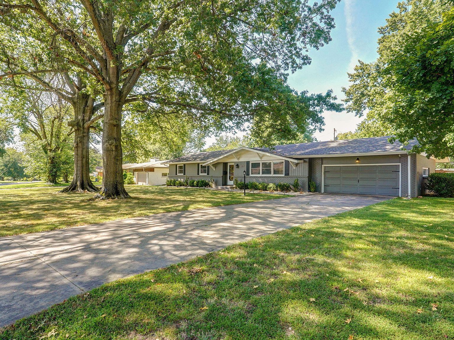 1983 South Meadowview Avenue, Springfield, MO 65804 Zillow