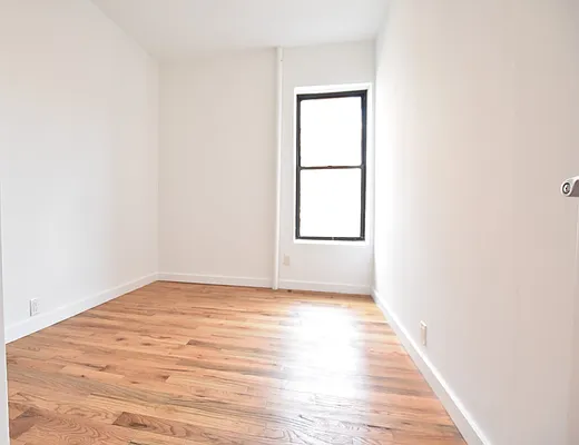 Rented by Bold New York | media 10