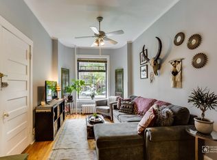 1509 W Addison St #1, Chicago, IL 60613