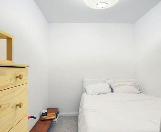 5th image of 334 E 82nd St #14