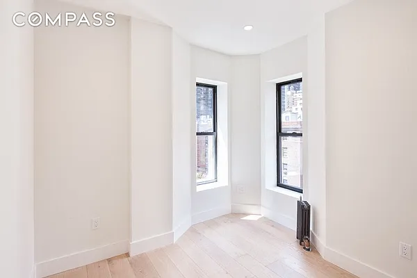 Rented by Compass | media 33