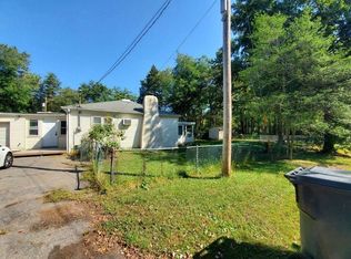 460 Godfrey Lake Dr, Brick, NJ 08724