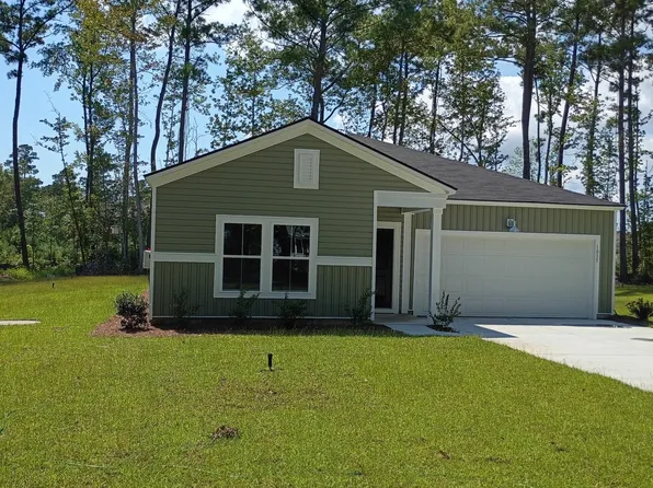 1035 Harbor Drive, Calabash, NC 28467