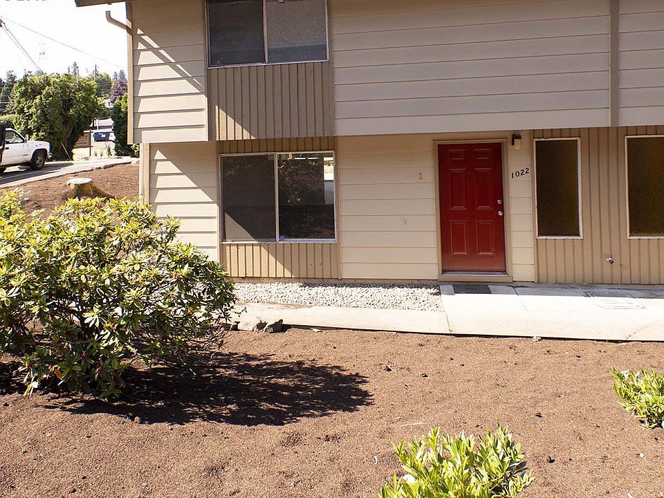 1st image of 1022 NE 63rd St