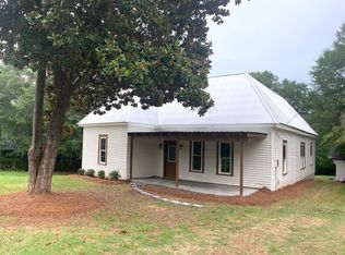 258 Glenn Carrie Rd, Hull, GA 30646