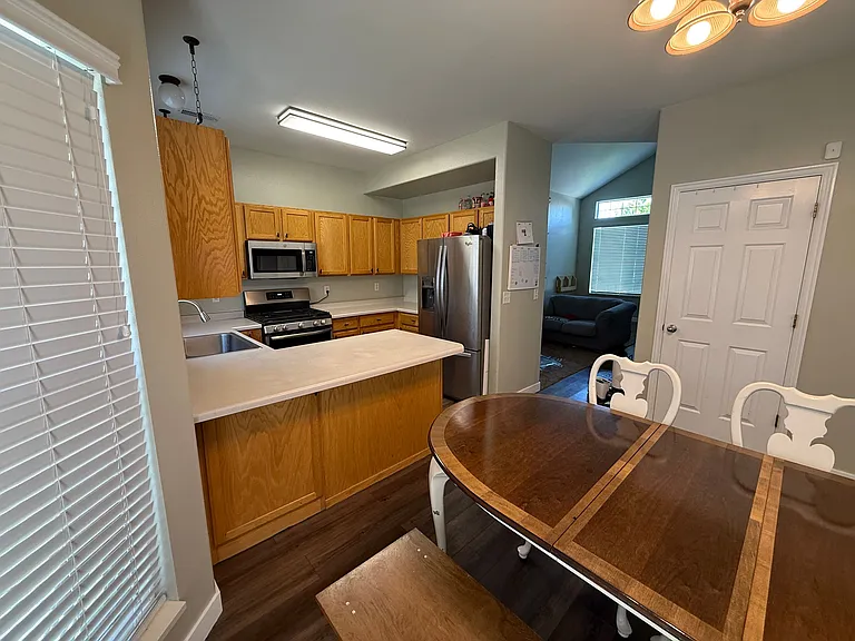 5945 W Maren Pl — Photo 4