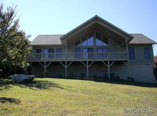 42 Camden Downs Rd, Waynesville, NC 28785