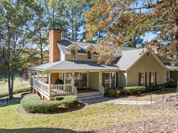 1033 Clubhouse Ln, Greensboro, GA 30642