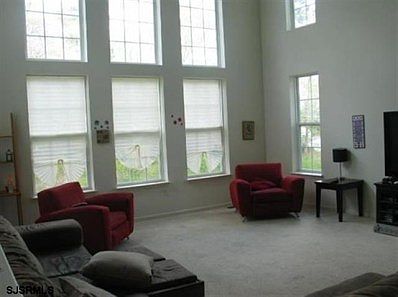 4th image of 106 Hastings Dr