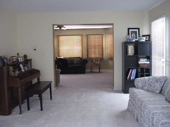 5th image of 1488 Camden Dr