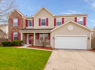 304 Claridge Cir, Bolingbrook, IL 60440
