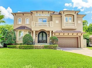 4621 Valerie St, Bellaire, TX 77401