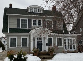2103 Arthur Ave, Lakewood, OH 44107