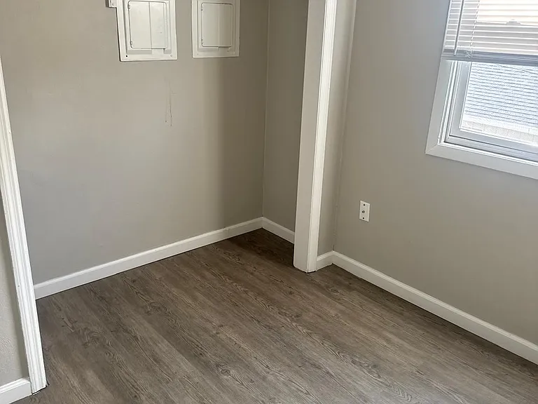 1328 Juniper Dr #7 — Photo 2