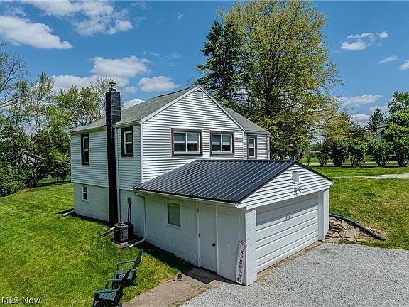 5th image of 4465 Eastland Ave NE