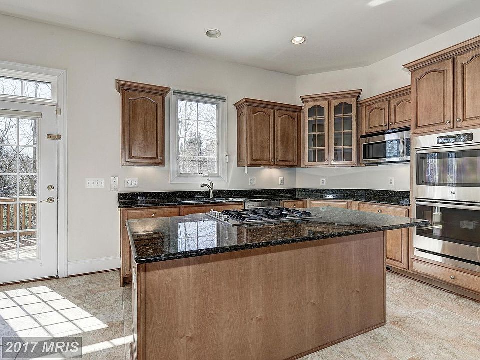 8403 Tysons Trace Ct, Vienna, VA 22182 Zillow