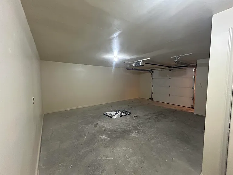 838 Duke Of Gloucester St #838 — Photo 9