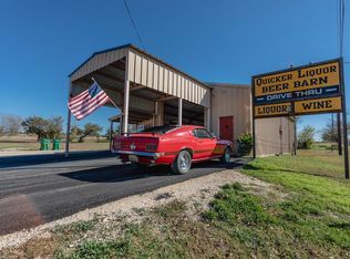 102 E Barry St, Walnut Springs, TX 76690