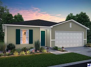 822 Twin Oaks Cir, Florence, SC 29506