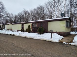 426 Lane Ln E, Holmdel, NJ 07733
